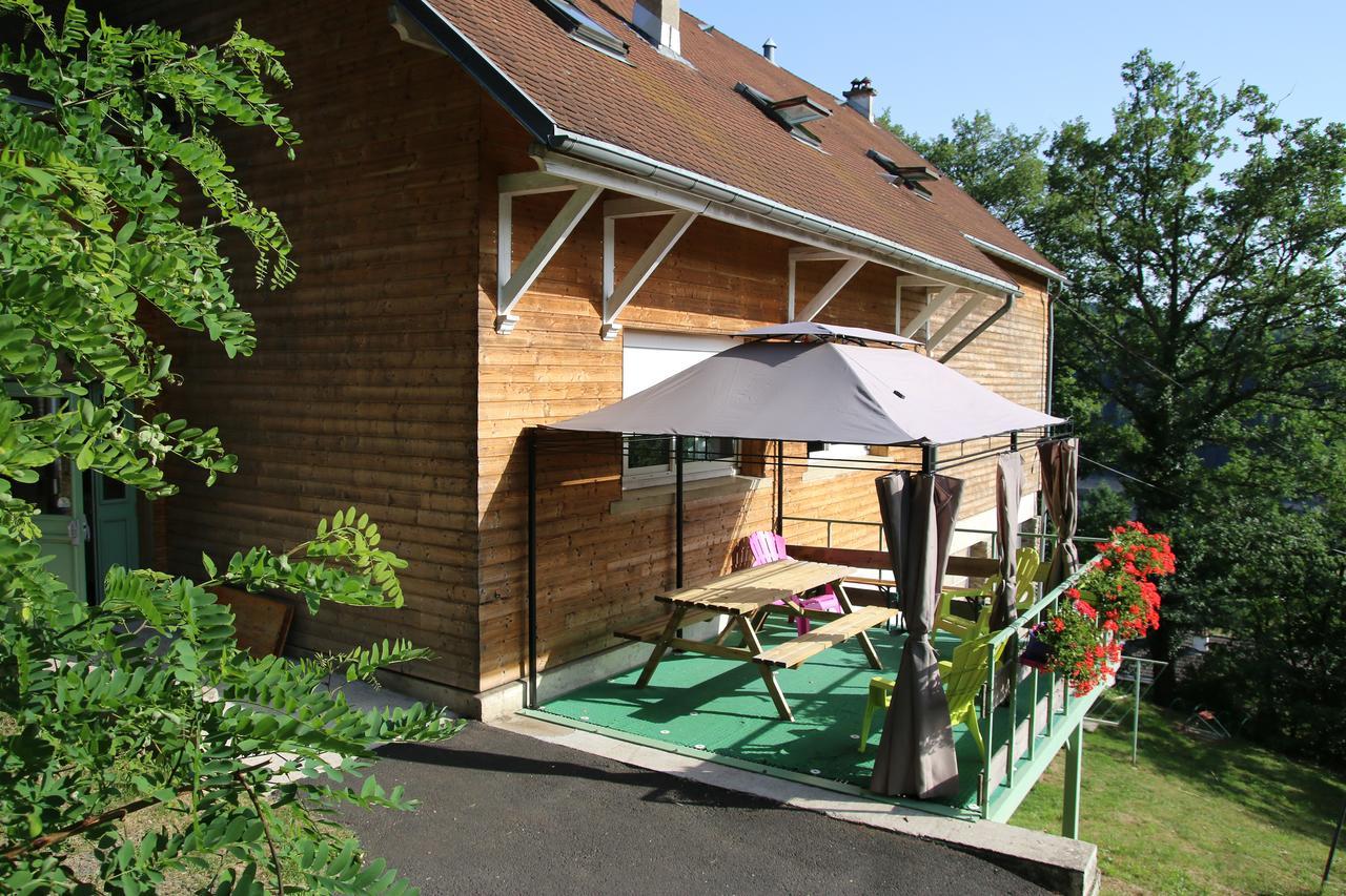 Bed and Breakfast Le Grand Val Lavastrie Exteriér fotografie
